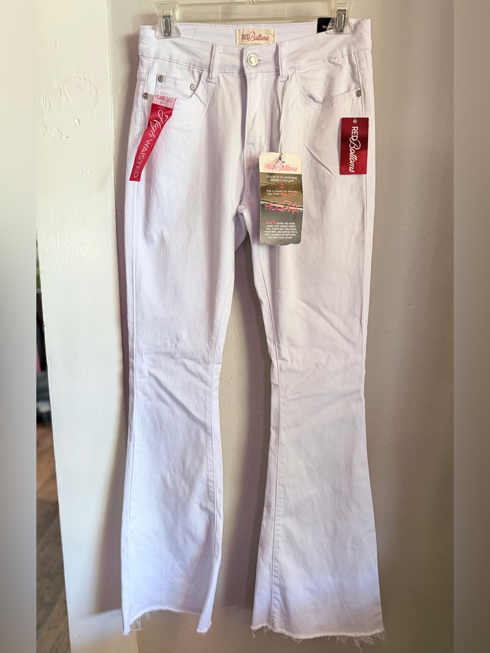 NWT Red Bottom White Denim Flare Leg High Rise Jeans Women's Size 7/8